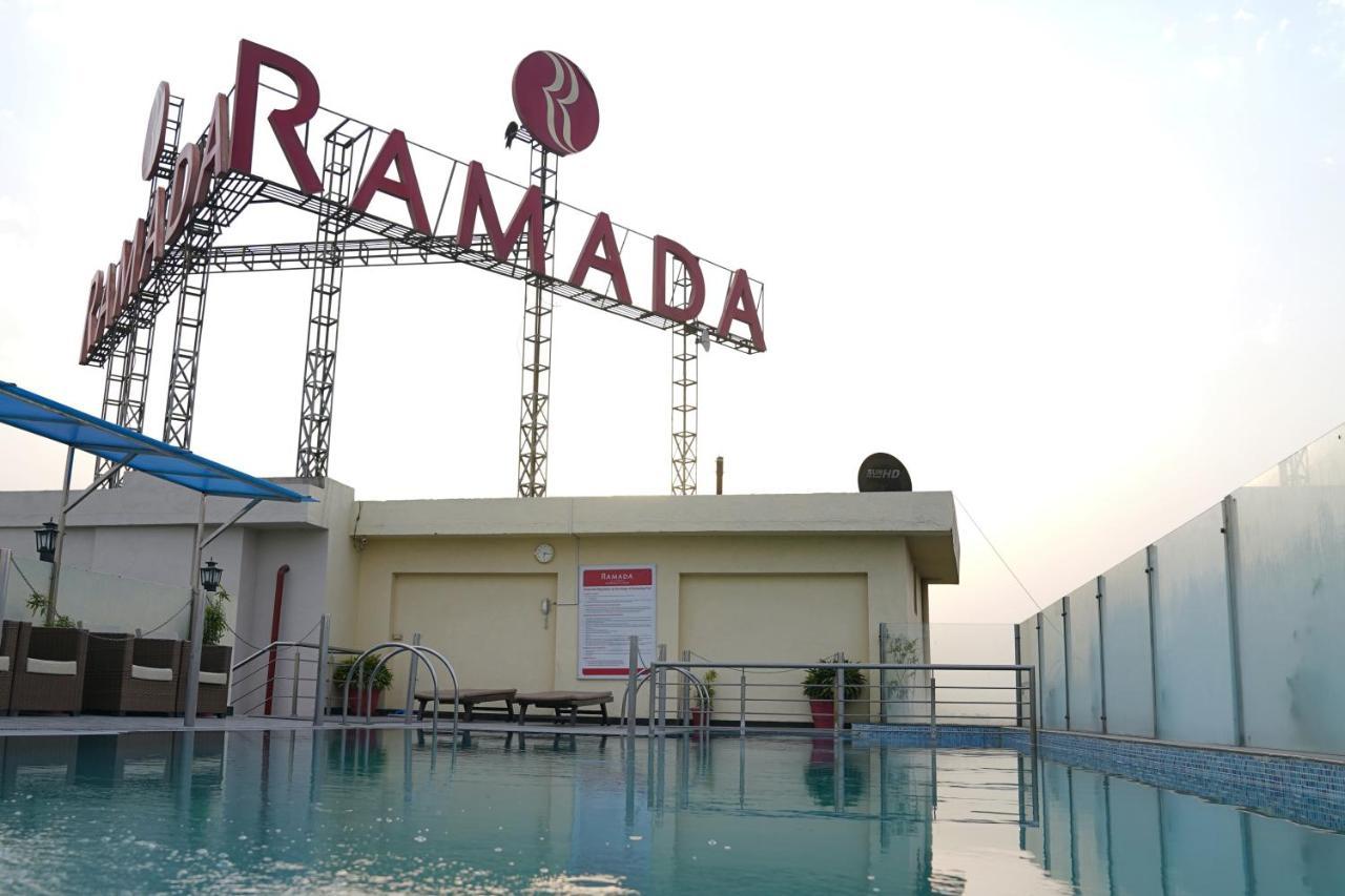 Ramada By Wyndham Jalandhar City Center Exterior photo